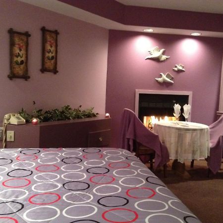 Inn Of The Dove - Romantic Luxury Suites With Jacuzzi & Fireplace At Harrisburg-Hershey-Philadelphia, Pa Ruang foto
